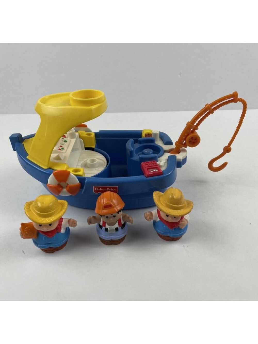 FISHER-PRICE Little People Floaty Fishing Boat 3 Figures Lifesavers Tub Toy Pool